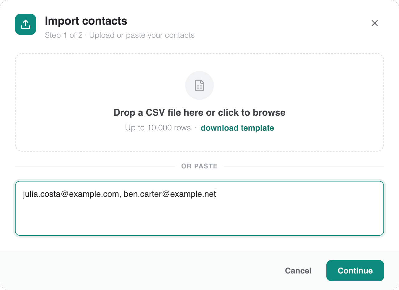 Import contacts 步驟 1：上傳 CSV 或貼上電子郵件地址